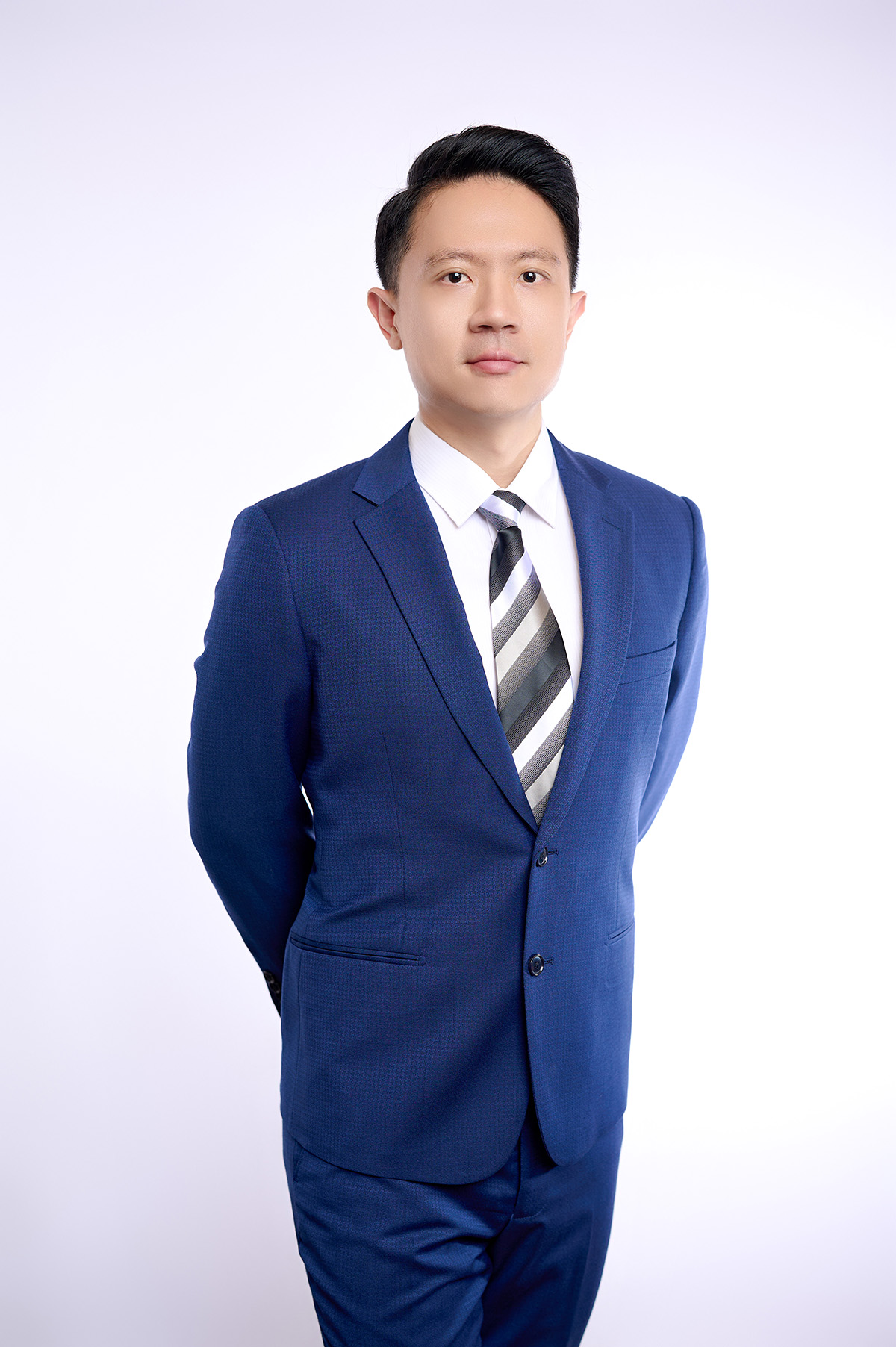 廚具系統櫃業/吳大景/新永安系統廚藝有限公司|廚房空間設計規劃修改、室內空間系統櫃體收納規劃、各大品牌廚房電器設備安裝 廚具系統櫃業/吳大景/新永安系統廚藝有限公司|廚房空間設計規劃修改、室內空間系統櫃體收納規劃、各大品牌廚房電器設備安裝